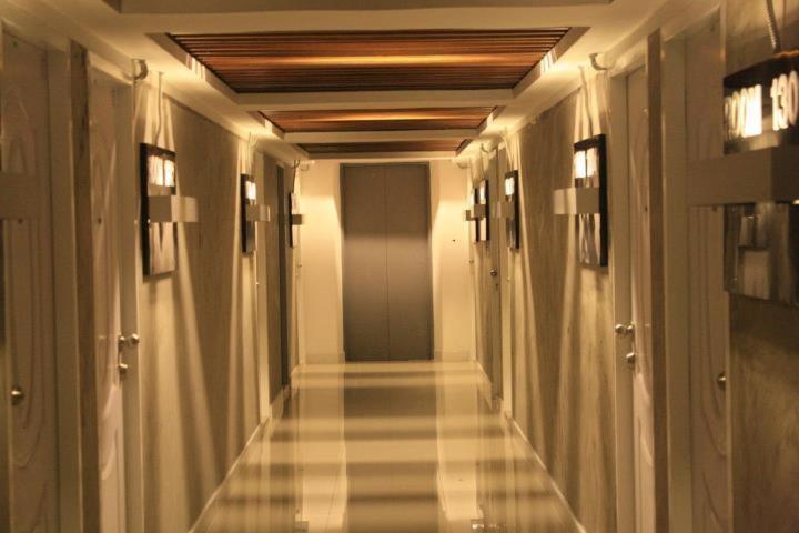 Sukontha Mansion Hotel Nakhon Pathom Bagian luar foto