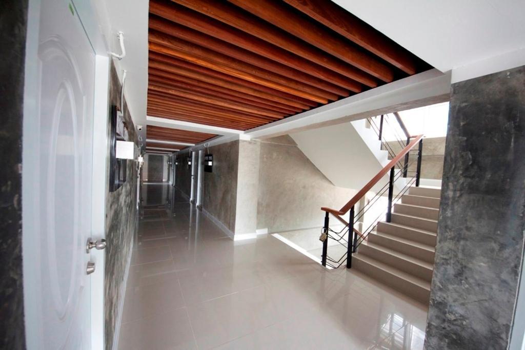 Sukontha Mansion Hotel Nakhon Pathom Bagian luar foto