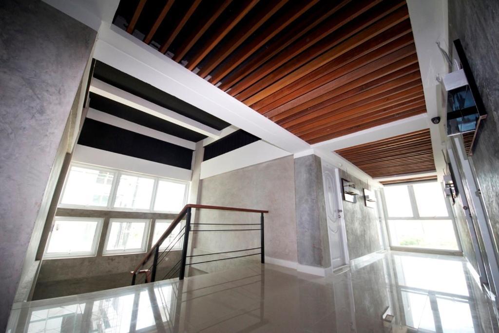 Sukontha Mansion Hotel Nakhon Pathom Bagian luar foto