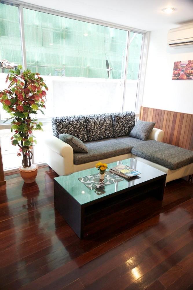 Sukontha Mansion Hotel Nakhon Pathom Bagian luar foto