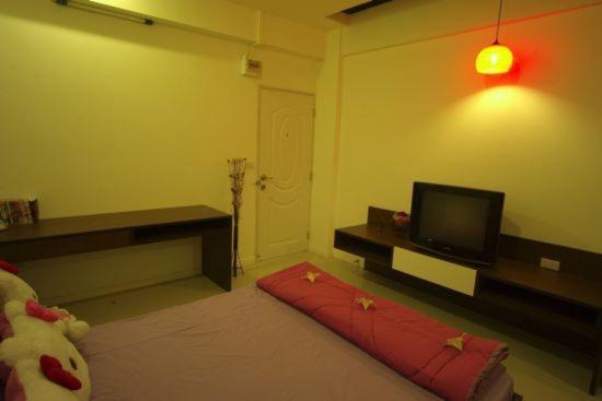 Sukontha Mansion Hotel Nakhon Pathom Bagian luar foto
